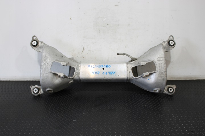Essieu avant berceau Pont essieu Essieau arriére Arrière CITROEN DS7 9827152080