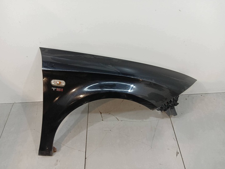 blatník pravý predok cierny Seat Leon II (2005-2012)