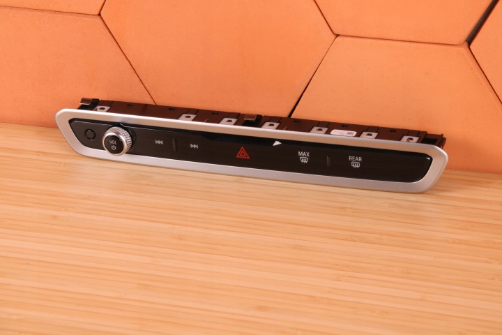 BMW X5 G05 X6 G06 X7 G07 LCI panel ovládání RADIO AUDIO 5A64198