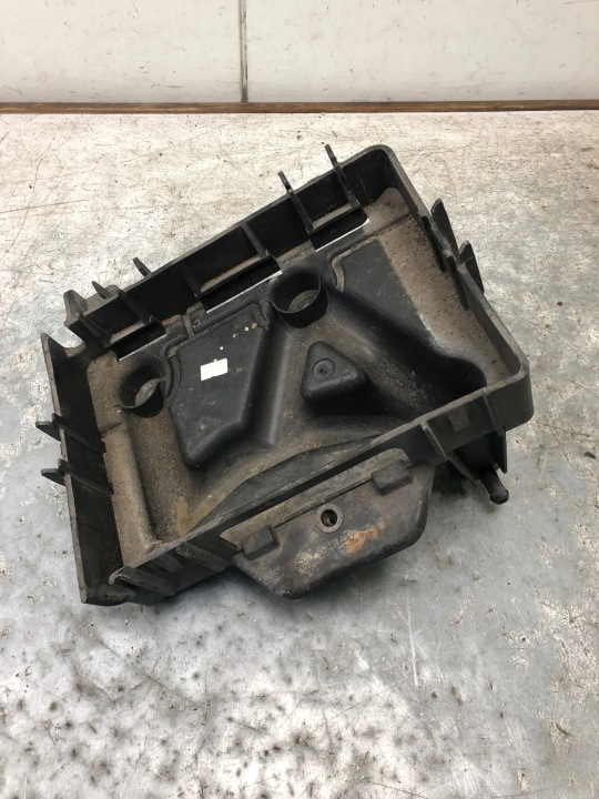 držiak akumulátora SKODA FABIA a 1K0199117AC