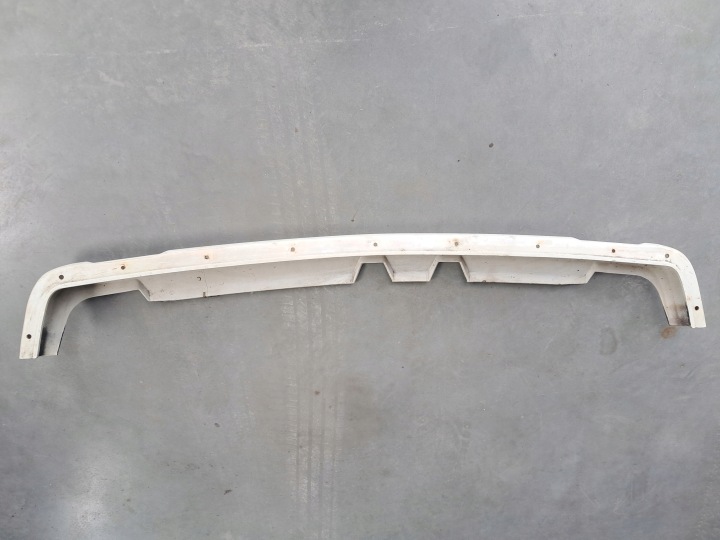 bumper support of the rear MERCEDES W126 1268850005