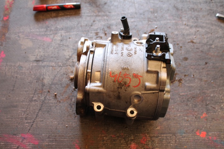 4655. alternatore AUDI 4N1903028A