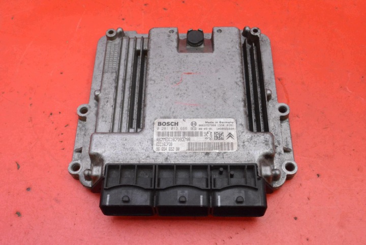 control unit of the engine 9663757980 0281013666 PEUGEOT 4007 2.2 HDI 156 KM 4X4 07
