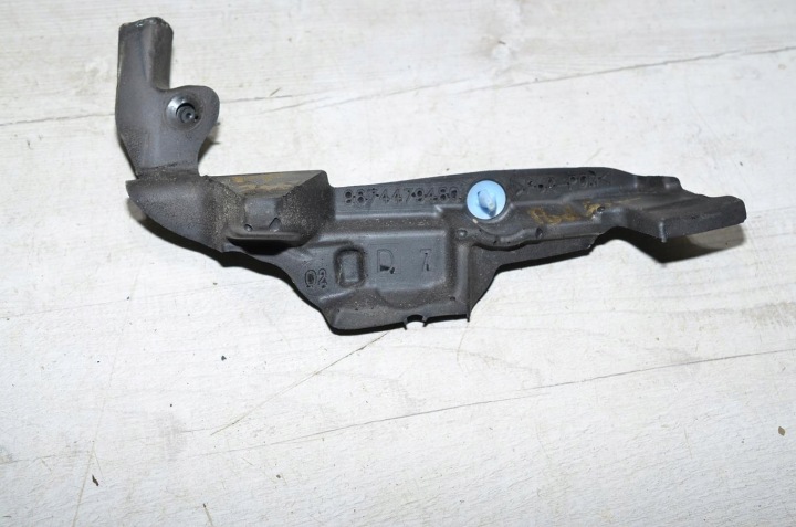 odhlučnění pod oknem pravé PEUGEOT 208 a