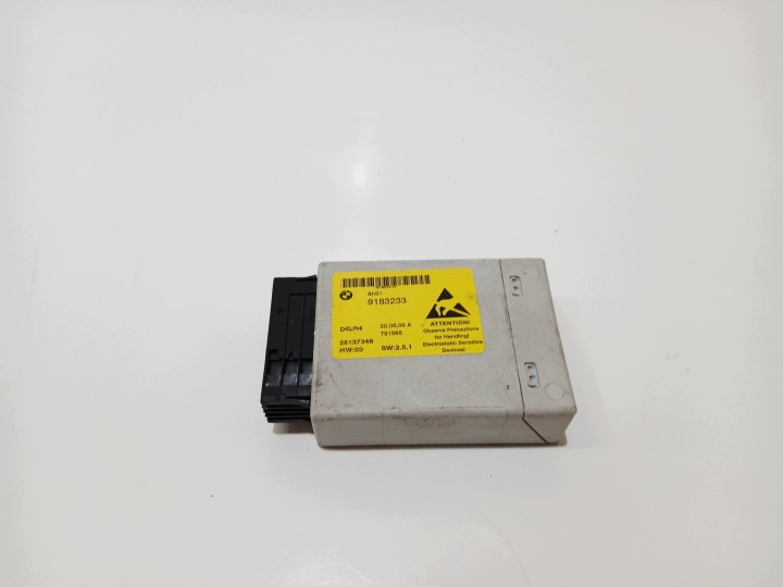 module control unit consoles of the central BMW E60 E61 LCI 9183233