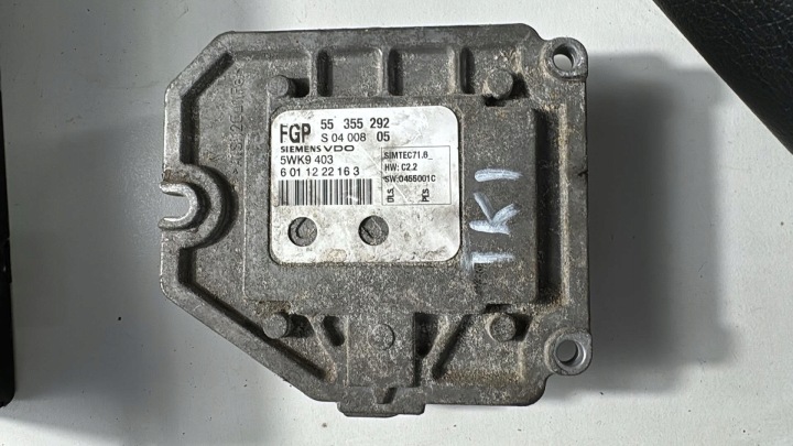 Ordinateur Unité de contrôle Moteur SAAB 9-3 OPEL VECTRA ASTRA 55355292 1.8 et z18xe