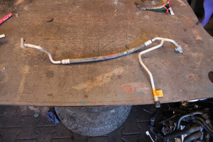 4312. wiring pipe of the air conditioning FORD RANGER MB3B-19C700-YD
