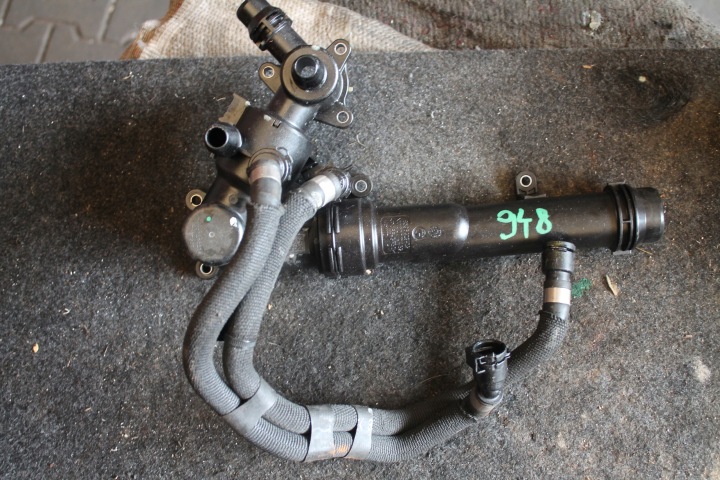 948. Thermostat Kühlmittelthermostat Gehäuse 8596429 8596115