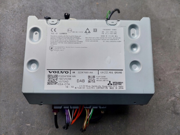 RADIO Lecteur Module Navigation 32247694 32247694AA VOLVO S60 III V60 II