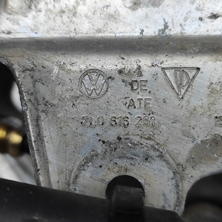 COMPRESSOR DE SUSPENSÃO 95535890300 28931478 3.2L 184kw 8