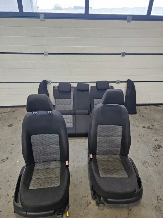 seat seats front left right seat SIEDZISKO rear part SKODA OCTAVIA II 2 HB
