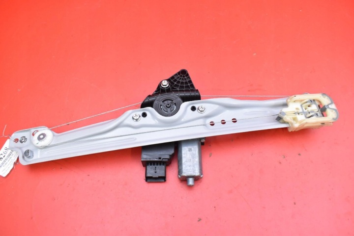 Mécanisme essuie glaces Gauche Arrière 0130824293 OPEL CROSSLAND LIFT 20-24