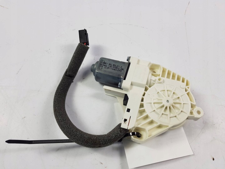 Motorino VETRO finestrini sinistra posteriore 8K0959811A SKODA SUPERB II