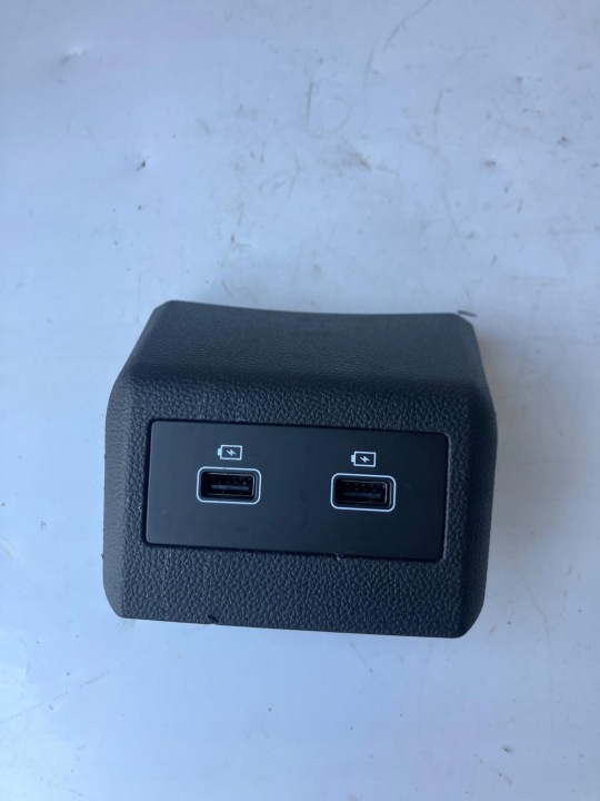 PORT Adapter, Stecker USB heck RENAULT ZOE II LIFT 280230033R