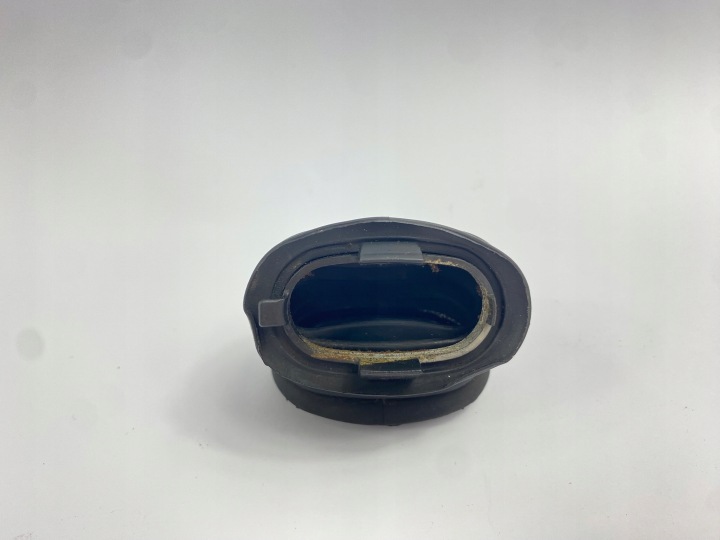 Rubber Afdekking Kabelboom Achterdeur MERCEDES W124 W126 1268210597 6