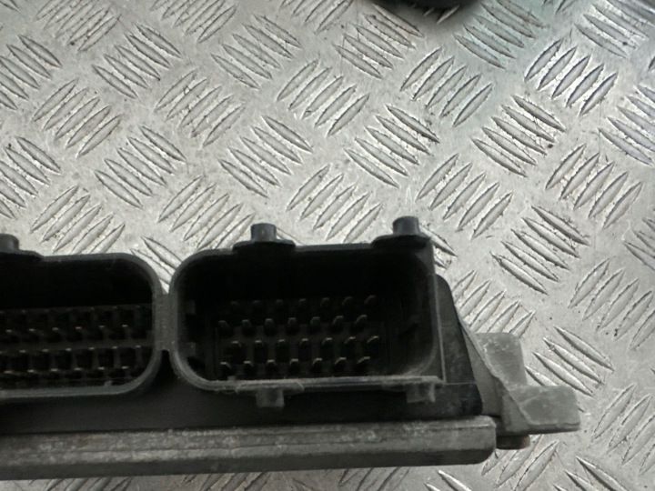 SEAT LEON AND 1.4 16V ENGINE NETWORK 036906014AQ 9