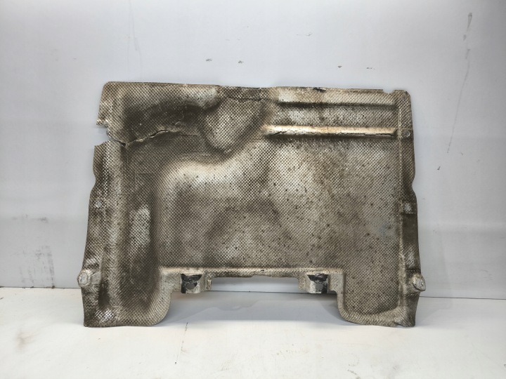 fedél fedél alváz AUDI A6 C8 A7 C8 4K0825209E eredeti !!!