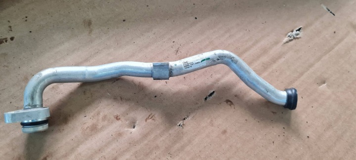 SQ5 80A Conduit pieces tuyaux Tuyau flexible Tuyau d’eau 3.0 TFSI CWG 06M121083J S4 B9 S5 8W Q7 4M A6