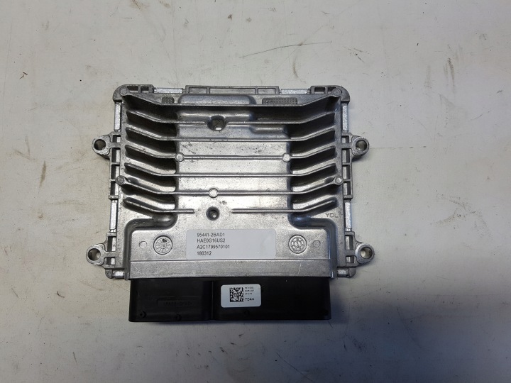 HYUNDAI IONIQ 1.8 Computer Bedienteil ecu DES MOTORS