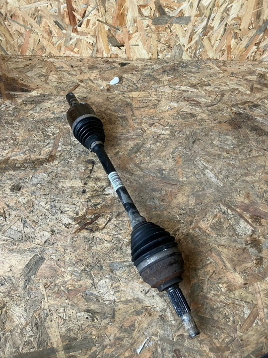semi-axis left RENAULT ZOE 391018882R