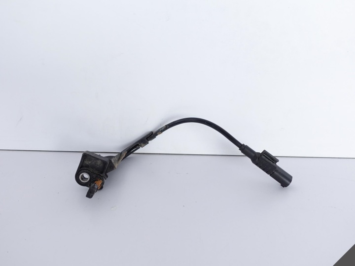 MERCEDES ML GLE W166 SENSOR PREDKOSCI ABS HECK L=R