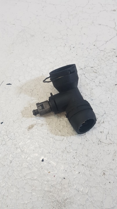 flangia d’acqua VOLKSWAGEN JETTA 2