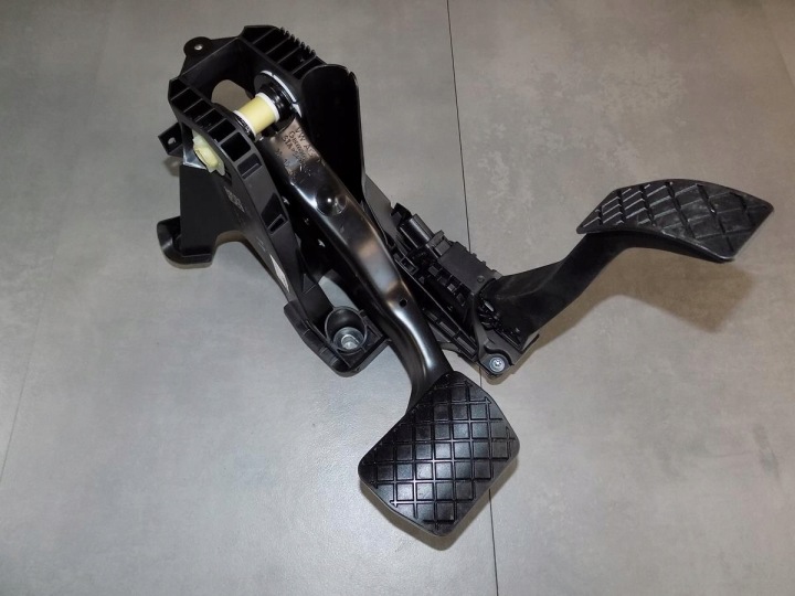 VW GOLF VII Pédales, Pédale Support DSG 5Q1723058AJ