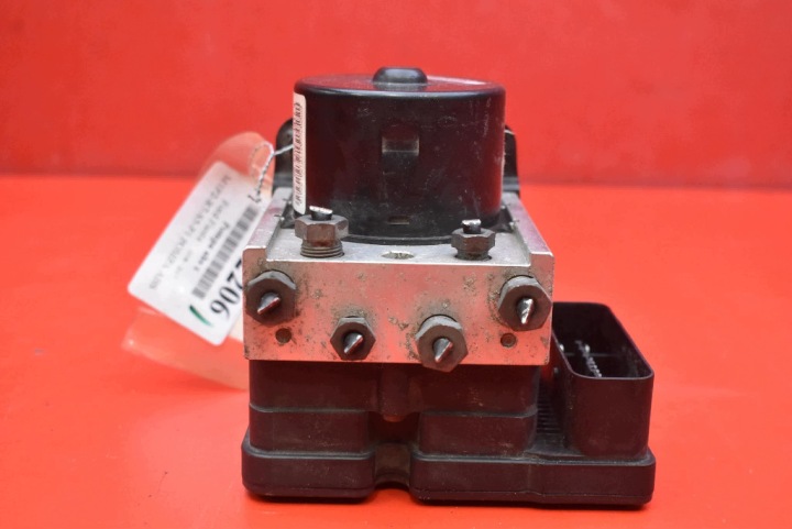 Pompa ABS 8U51-2M110-AD 06.2102-1317.4 FORD FIESTA MK7 1.2 80 KM 08-17