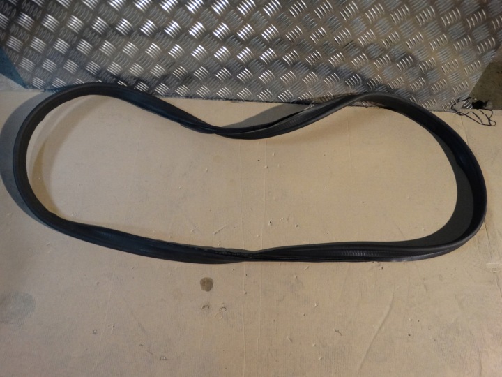 JOINT DU CAPOT PORTE COFFRE HAYON MERCEDES SLS W197 1