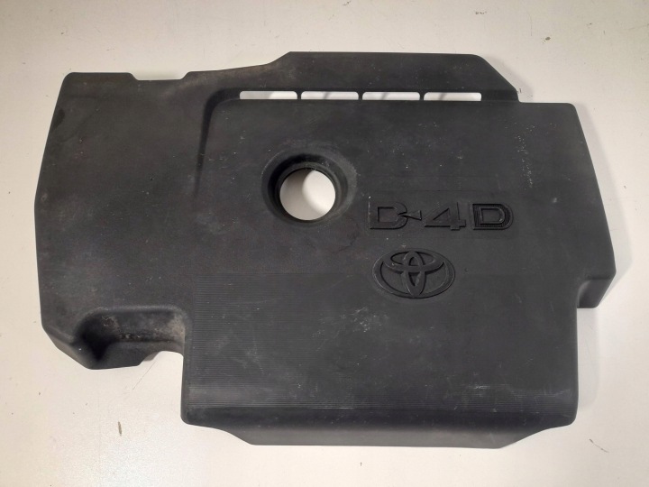 Toyota Avensis T27 2,0 D4D motor cover (DS117)
