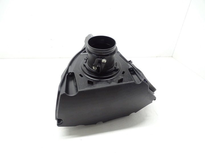 cover of a filter, air AUDI Q5 80A 80A133835AN