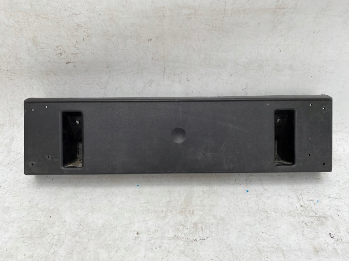 MASERATI LEVANTE 16- Porta insegna REJESTRACYJNEJ Anteriore 670086122
