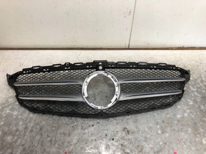 Grill Grill MERCEDES W205 A205880