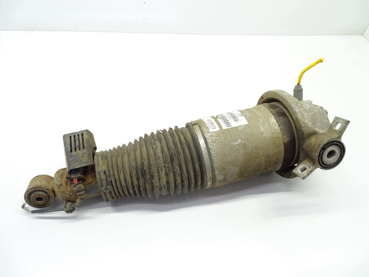 ammortiseur droite arrière arrière AUDI Q7 VW TOUAREG 7L8616020F
