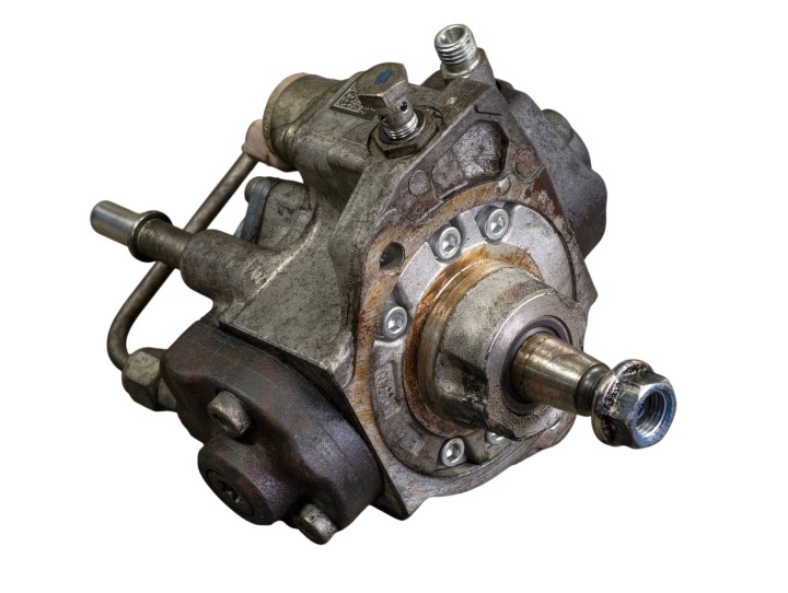 OPEL ASTRA J IV 1.7 CDTI DIESEL pompe haut pression carburant 55586500
