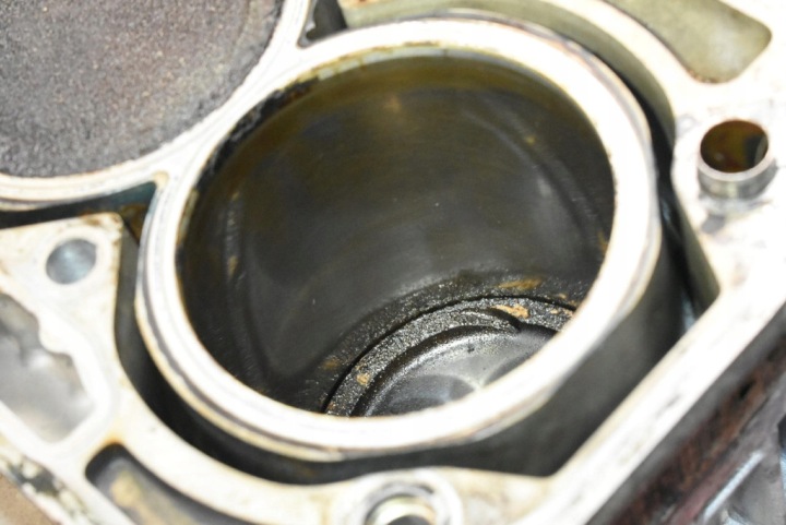 BLOOK DOWN ENGINE ROW 03C103019GH SKODA CAMERESTER 1 ȘI 1.6 16V 105 CP 06-10 13