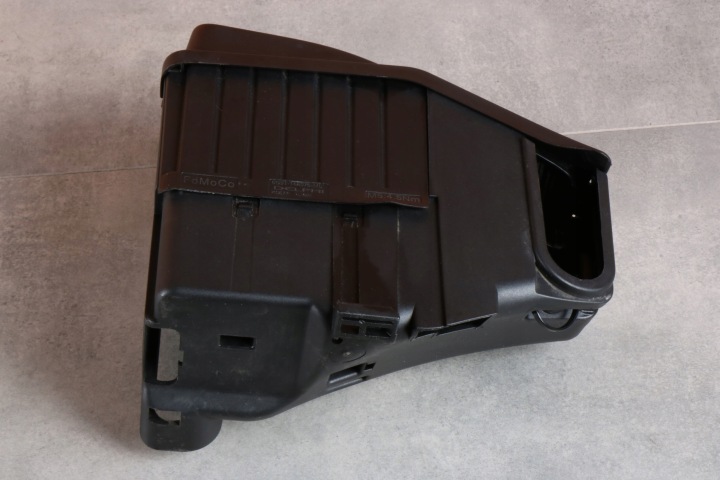 VOLVO XC60 I D4 2.0d D4204T14 Szkerény biztosítékszekrény 30644652