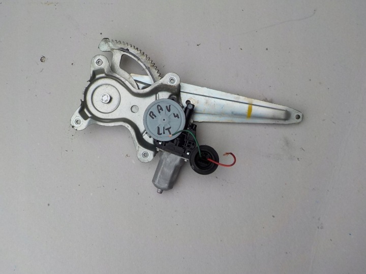Mécanisme essuie glaces Gauche Arrière toyota rav4 III 2008r