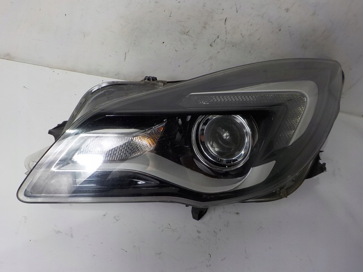 OPEL INSIGNIA A LIFT Licht links vorne vorne UK
