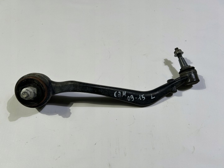 Querlenker vorne vorne links Chevrolet Camaro SS 6.2 V8 2009r