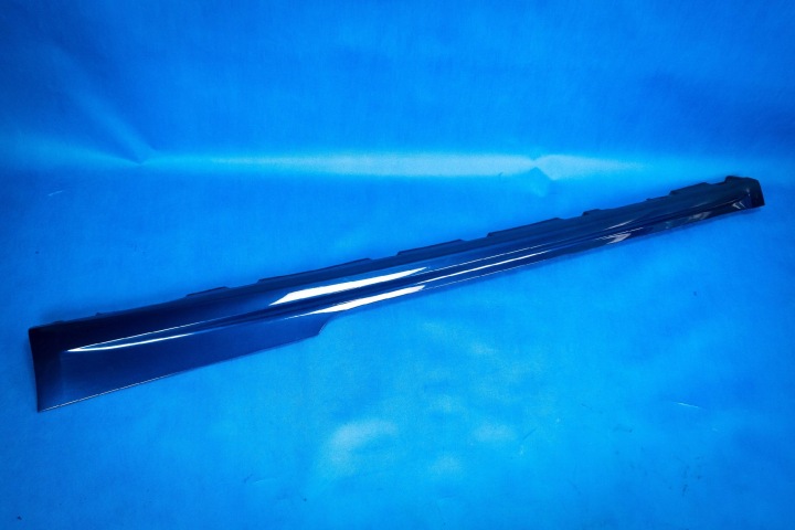 krytka prahová Audi A5 8W6 8W6853859 LX5Q