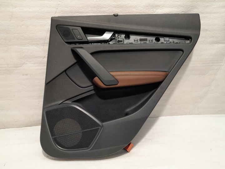 AUDI Q5 80A PANNELLO PORTA PORTIERA Laterale / lato PORTA Portiera Destra posteriore Tendina a rullo CAPPELLIERA 80A867488