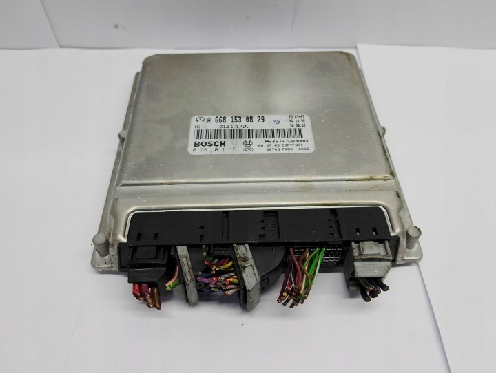 computer control unit of the engine Mercedes W 168 A6681530879 0281011151