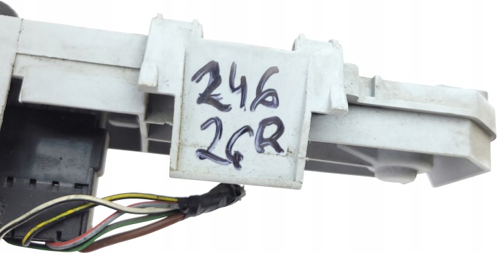 OPEL VECTRA C SEDAN HATCHBACK LAMP CONTRIBUTION BACK LAW + PLUG 5