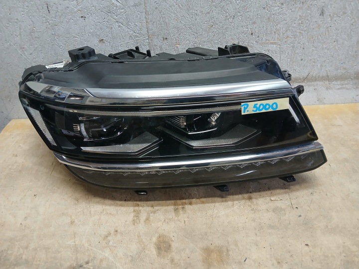 far prednji dio desna VW TIGUAN II 2 5NA FULL LED 15-19 5NA941