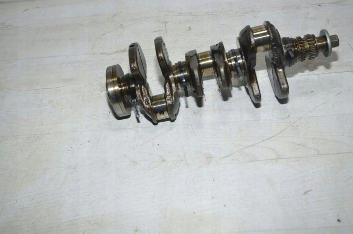 crank + panewki 1.0 TCE Dacia Duster II 20r
