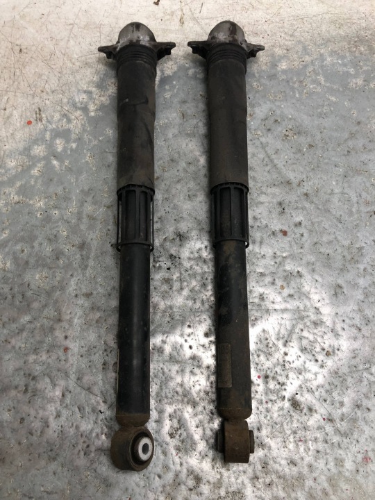 Stoßdämpfer heck VW GOLF VII LIFT HB 5Q0512013HG