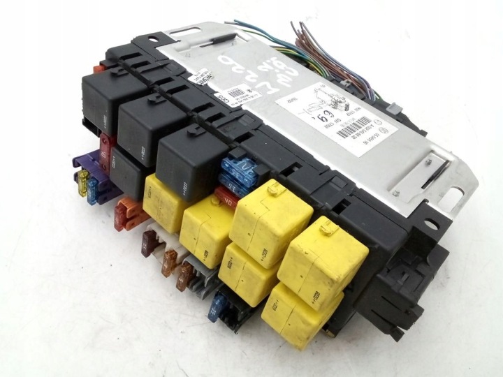 Mercedes S klasa W220 lift FL module control unit SAM A0325458232