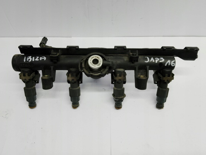 Kraftstoffverteiler Einspritzleiste Seat Ibiza II 2 0280151071