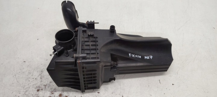 poklopač filtera zračni Ford Fiesta MK7 1,6 TDCI